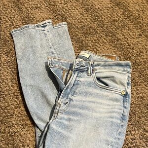 American Eagle Outfitters Light Blue Skinny Jeans